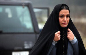 مریلا زارعی با چادر در فیلم خرس